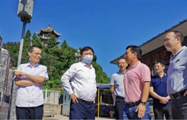 雷竞技平台领导检查洛带金龙长城安全生产工作