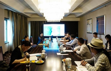 任丁董事长与德阳市委书记靳磊一行座谈交流