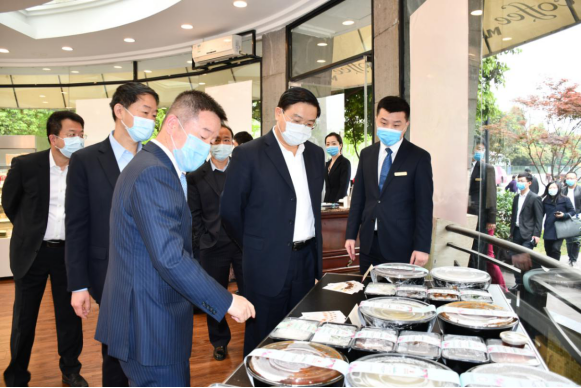 王凤朝副省长赴旅投集团调研疫情防控、生产经营和改革发展工作